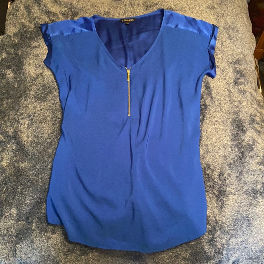 Express cap sleeve blouse